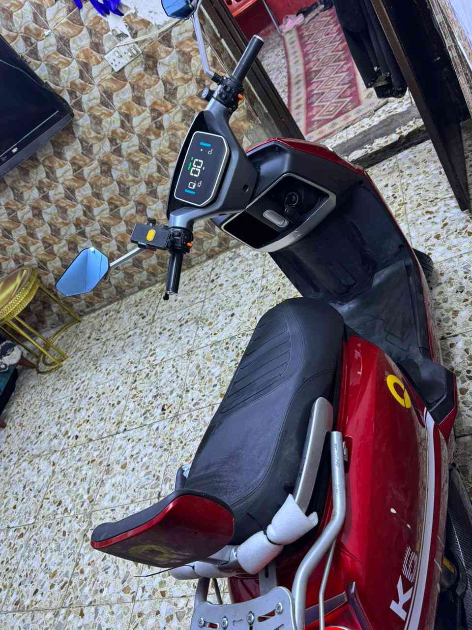 للبيع  زيرو صاله ١٠ أيام ما ماشيه  بغداد مدينه الصد ***********
