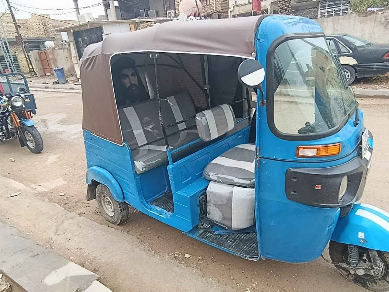 20 للبيع ب6250 مااكلك اشبيهه تعال كلب واقتنع ابعينك ***********
