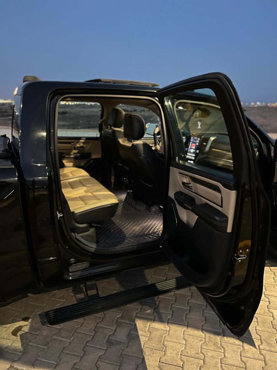 ‏سلام عليكم دوج رام ‏2019 سيارة كفالة عامة سنوية أربيل راعيها البصرة السنويه تنتهي 2030 الهزة تنتهي نهاية نهاية الواحد المواصفات كشنات تدفئة تبريد تحكم ستيرن￼ شاشة كبيرة دواسة شفط الدبل جوبلس السيارة فتح بانوراما على طول السيارة من الاخير فول مواصفات سعر السيارة ثلاث شد ات وثمانين ورقة وأبيها مجال للطيبين مكان السيارة البصرة الزبير ورقم الهاتف ***********￼
