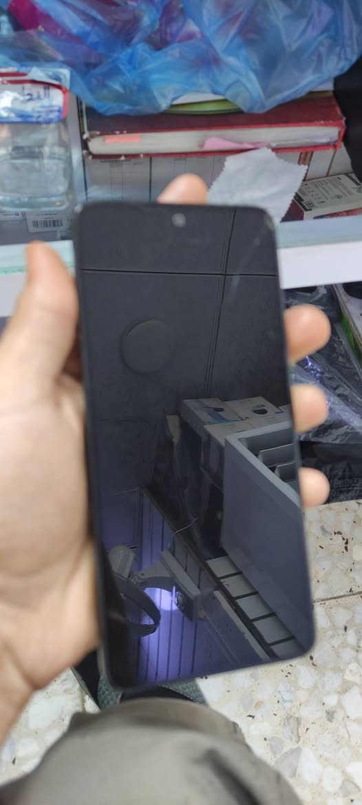 موبايل ريدمي13 G4
جهاز شاشه اصليه  مداخل مصلح اصلا فقط شاشته تشتغل نص  
سعر شاشه مالته 45 
اعلى سعر ابيع


**إذا كنت صاحب هذا الإعلان وتريد حذفه لأي سبب، رجاءا أرسل رسالة إلى الدعم الفني**