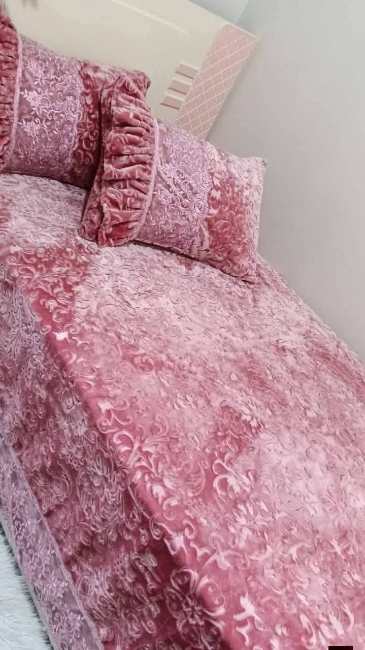 وصل بفضل الله اتواب قماش دفايه السرير ساده حفر ليزر نصف بطانيه
المفرش الجديد اعلى خام


**إذا كنت صاحب هذا الإعلان وتريد حذفه لأي سبب، رجاءا أرسل رسالة إلى الدعم الفني**