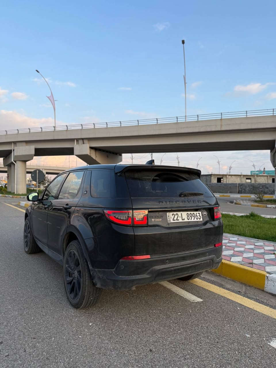 السيارة فول مواصفات كلين تايتل بدون صبغ فقط قطعتين بارد امريكا سيارة سيرفس كامل واستخدام شخصي و4 تايرات جديدة الحدادية (95‎%‎) النضافة فول سيارة احلى من صور السعر مغري جدا جوا السوك كلها (197) وبي مجال مكاني كركوك واتساب (***********) 
4 سلندر 
2.t كركوك, العراق
