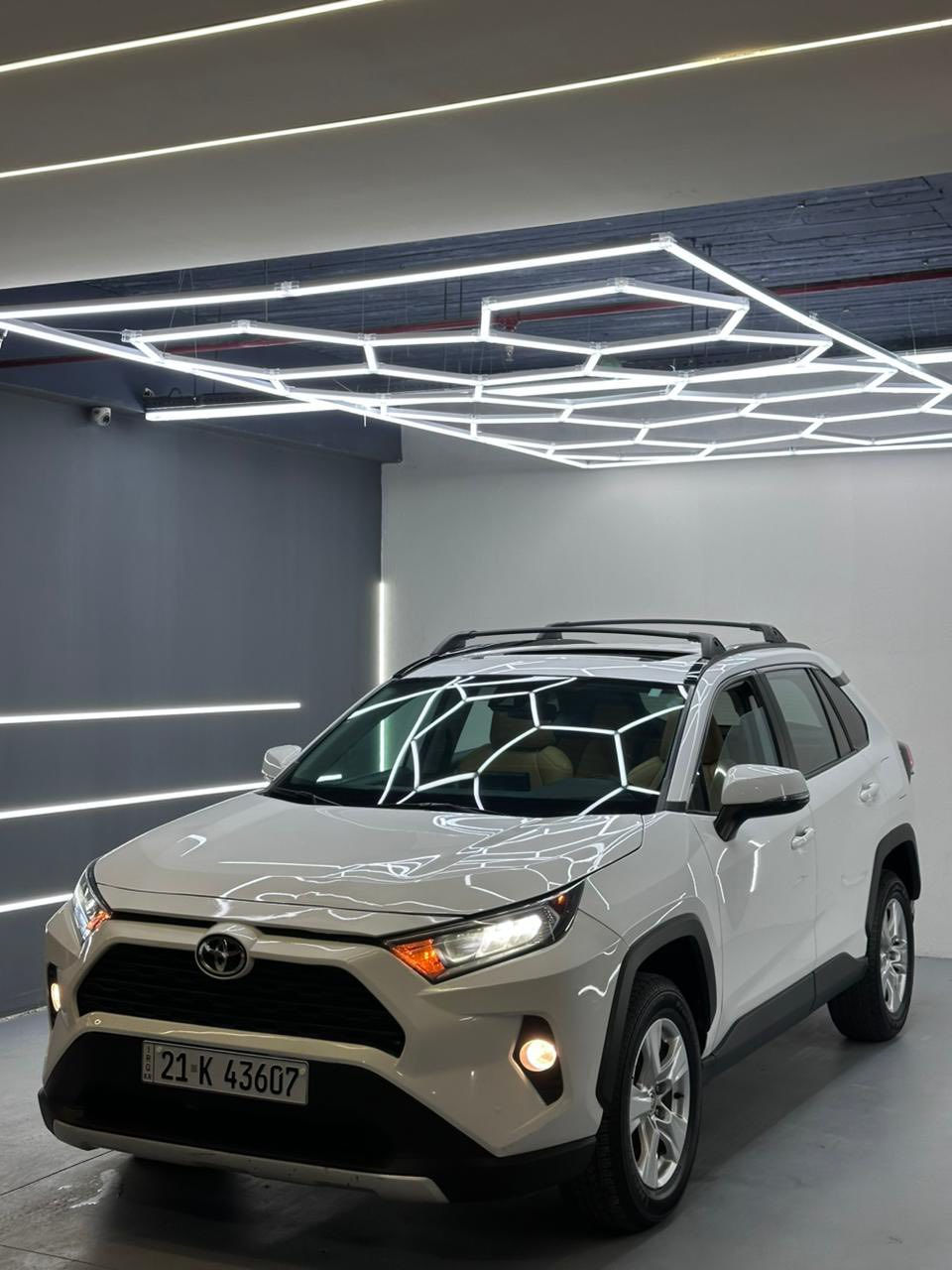 سلام عليكم
-  لـلـبـيـع فقط 
-   TOYOTA RAV4, XLE
- موديل -2021 
- لون -ابيض 
- لون الداخلي -قيسي
- رقم سليمانيه -انكليزي 
- محرك بشرط
- كير بشرط 
- ماشية -36 الف mi
- فئة XLE
- سلايت 
- بصمه 
- رادار امامي
- رادار جانبي 
- حاكية 
- مثبت سرعه 
- تحكم اوامر صوتي 
- تبريد قطعتين 
- هاند بريك بصمه 
- كشن كهرباء 
- نظام ECO
- نظام اوتو ستوپ 
- اشاره مرايات 
- مرايات كهرباء 
- الضرر فقط حافت البنيد كارت الباقي بشرط 
- ارباك فقط ستيرن 
- صور الحادث داخل المنشور 
- رقم الشاصي2T3W1RFV9MC172609
- مكان السياره سليمانيه 
- الاستفسار اكثر الاتصال على الرقم 
- *********** متوفره واتساب
