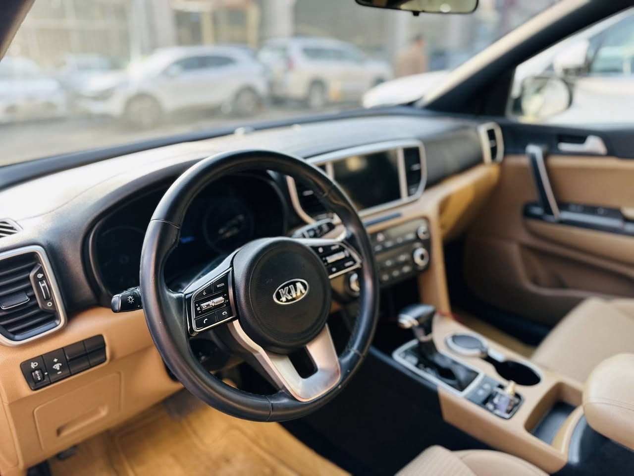 السلام عليكم سبورتج2021 وكالة الدولية
سبورتج 2021 

عداد المسافة: 63 الف كيلومتر

يوجد فيها بارد صغير في الباب خلف السائق السونار مرفق مع الصور

ويل 20

شاشة كار بلي

مري شفط

لايت زنون

غرفة السيارة جديدة ونظيفة

السعر 21 الف دولار 

للاتصال والاستفسار 

***********

العنوان بغداد البياع
