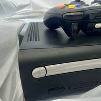 من رخصه ادمن اكس بوكس للبيع نضيف مكان بغداد سعر 160رقم07702938776