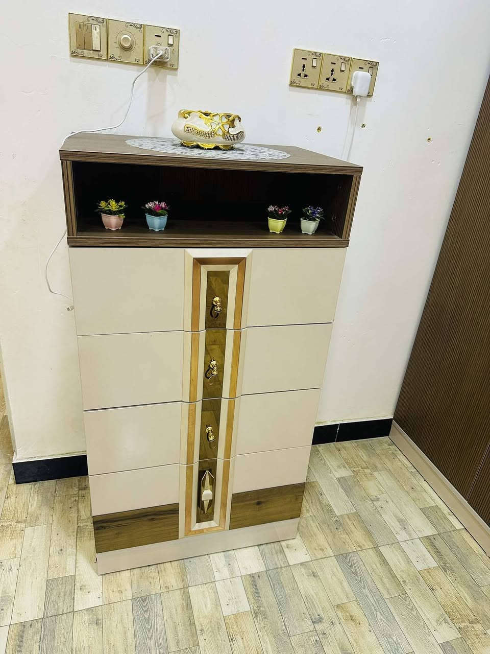 غرفه تركي 11 قطعه السع مليون وربع كلش نضيفه 
مكانها الإسكان الصناعي نزله الثانيه
#الشراي_ياخذ_لقطه_شاشه_للمنشور_ويتفضل_خاص_وشعدك_للبيع_دزه_خاص_الي_ابيعه_الك_والرزق_على_الله


**إذا كنت صاحب هذا الإعلان وتريد حذفه لأي سبب، رجاءا أرسل رسالة إلى الدعم الفني**