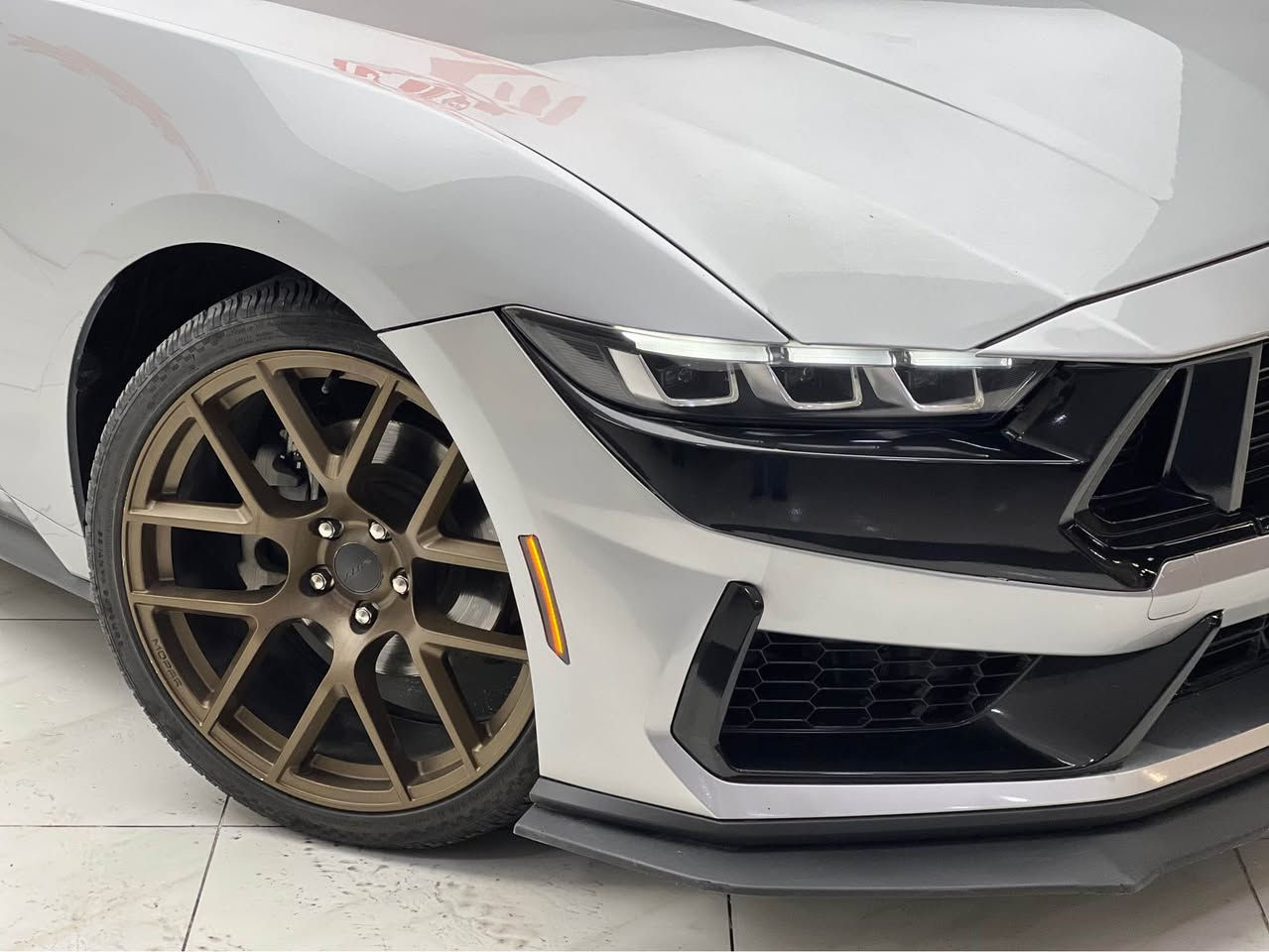 احلي و انظف و ارخص موستانج ❤️‍🔥❤️‍🔥
Ford Mustang 2024
فورد موستانج ٢٠٢٤

 
مكينة ٤ سلندر حجم ٢.٣ لتر ایکو بوست
ماشية 58,000 ميل فقط و بحالة جداً ممتازة

السیارة بیها ثلاث قطع بخ بدون دواخل و بدون ایرباکات 
السيارة كلش حلوة و نظيفة

السيارة رقم کاتي تترقم شمالي شرط الترقیم 
 
مكفولة من كير و محرك و كهربائيات

و ب سعر بلاااش(198$) ورقة و بيها مجال

مكان السيارة

دهوك -معرض ارشف R-Shev
رقم51 من معارض التيرمينال 

***********
*********** دهوك, العراق
