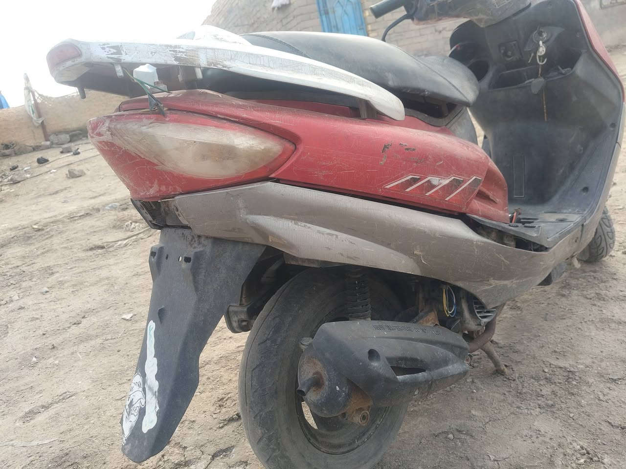 دراجه نوع سيام كوري  للبيع شغاله كامله  سلف فقط يحتاج باتري  السعر 200وبيه مجال


**إذا كنت صاحب هذا الإعلان وتريد حذفه لأي سبب، رجاءا أرسل رسالة إلى الدعم الفني**