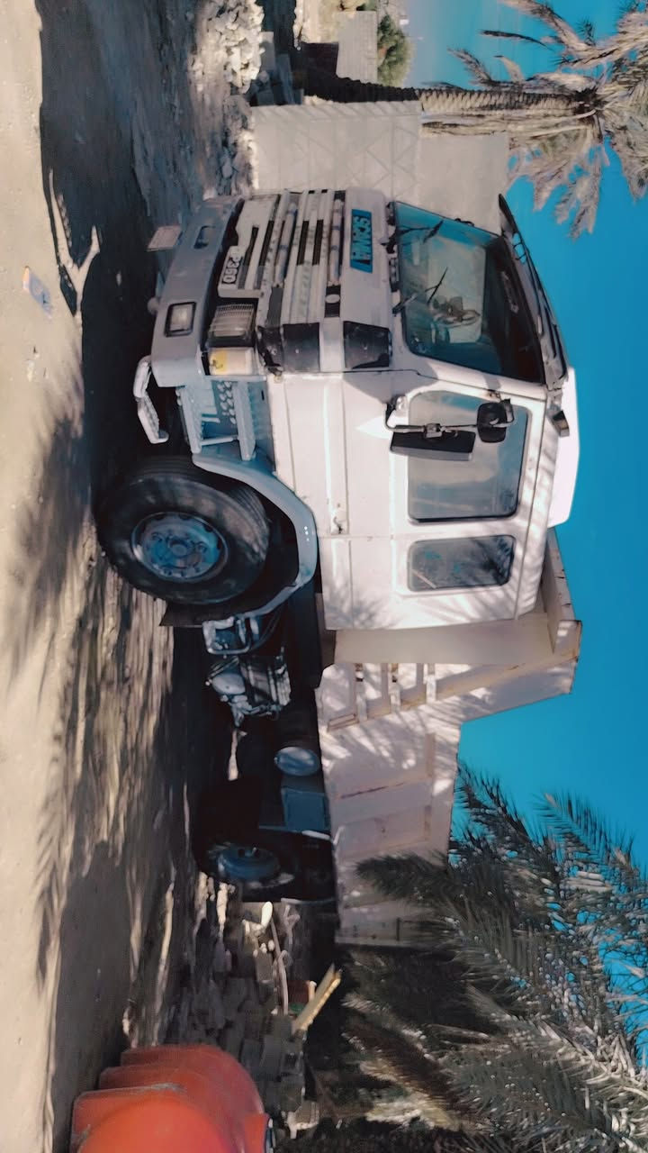 سكانيا 91رقم ديالى بسمي
مكينه 113 لا تنقيص ولا تبخير
تخم تاير
باتريات جدد
كَير اكسل كفاله
حداديه حلوه
***********
ذي قار الناصريه قضاء النصر
السعر 140
