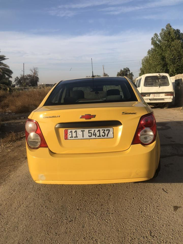 السلام عليكم سونك موديل 2012 رقم بغداد باسمي ارقام انكليزي وهزه جديده ومصفره هيئه وغرامات كير 6 نمر محرك 1800 المرغوب صدر وتخم تاير كله جديد كهربائيات كلها شغاله سياره مال بيت ما مشتغله تكسي دواخلها نضيفه سياره احله من الصور تجي وتشوف بعينك مكاني بغداد الدوره / *********** السعر ٥٠ اتصل وبيك خير وتدلل
