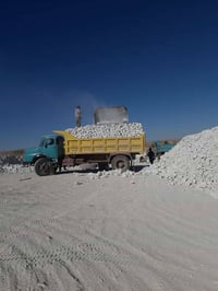 يوجد عندنا حجر درجة اولى يوجد رمل درجة اولى يوجد حصو درجة اولى يوجد جص...