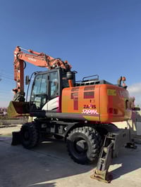 حفارة هیتاشی • حجم ١٧٠ • اربيل طريق كركوك