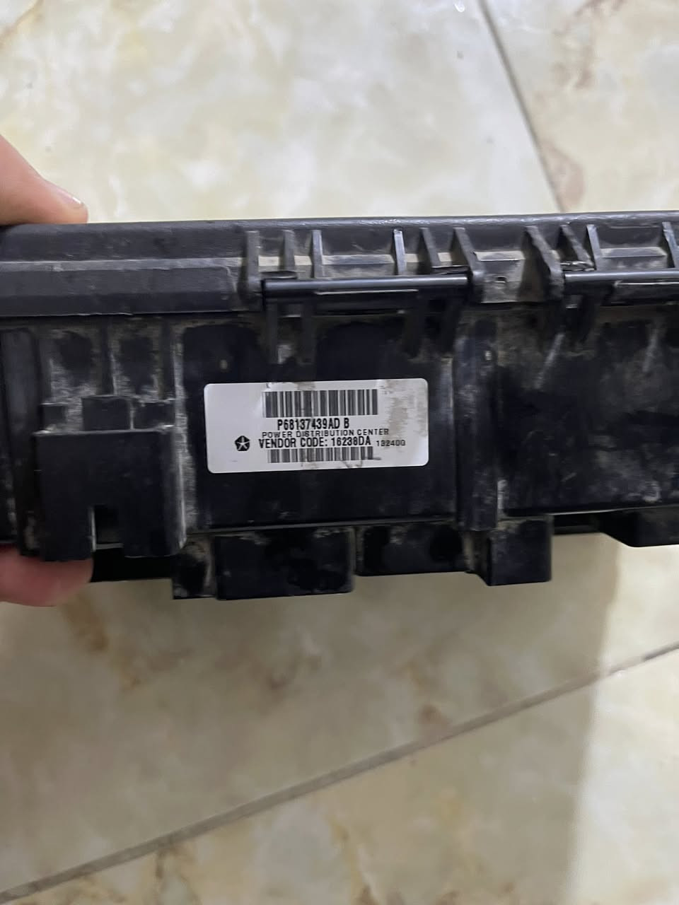 قاعده فيوزات شغاله للبيع***********
