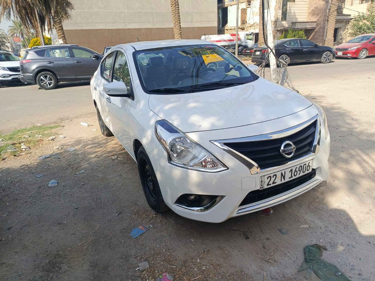 السلام عليكم سياره نيسان صني موديل 25ماشيه 25 على وضع الشركه مكفوله
شعر 120قفل قفل 
بغداد ***********
