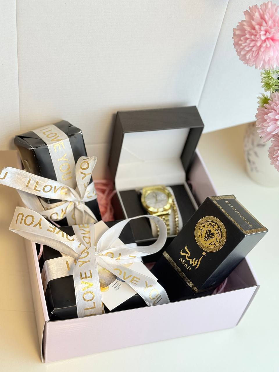 ❤️ بوكس هدية رجالي ❤️
تستحقون كل شي مميز وفرنالكم أحلا وأجمل بكج مميز رجالي تهدوا للأب أو الأخ أو الزوج أو الحبيب ❤️❤️

🎁 البوكس مكون من :

❤️‍🔥-أناقة الرجل تبدأ من ساعة يده 💋رولكس ROLEX⌚ مع سوار رجالي ذهبي 🎁💯
✨سوار رجالي سلسلة ✨
✨سوار فرانكو مربع سلسلة ضفيرة 
✨مصنوع من الفولاذ والتيتانيوم المقاوم للصدأ
✨مايتغير لونه ابد♥️ ✔️🎁

عطر أسد 🔥🔥👑عطر  من لطافة أفضل عطر  👌🖤👑 يعتبر عطر اسد رائعة من روائع لطافة بديل ل sauvage elexir dior بل افضل منه من حيث الاداء والثبات والفوحان .عطر مميز للغاية ياتيكم في تصميم راقي ومميز  ❤️❤️❤️

سعر البوكس مع التغليف 26 الف #توجد #خدمة #توصيل #لجميع #المحافظات  @إشارة


**إذا كنت صاحب هذا الإعلان وتريد حذفه لأي سبب، رجاءا أرسل رسالة إلى الدعم الفني**