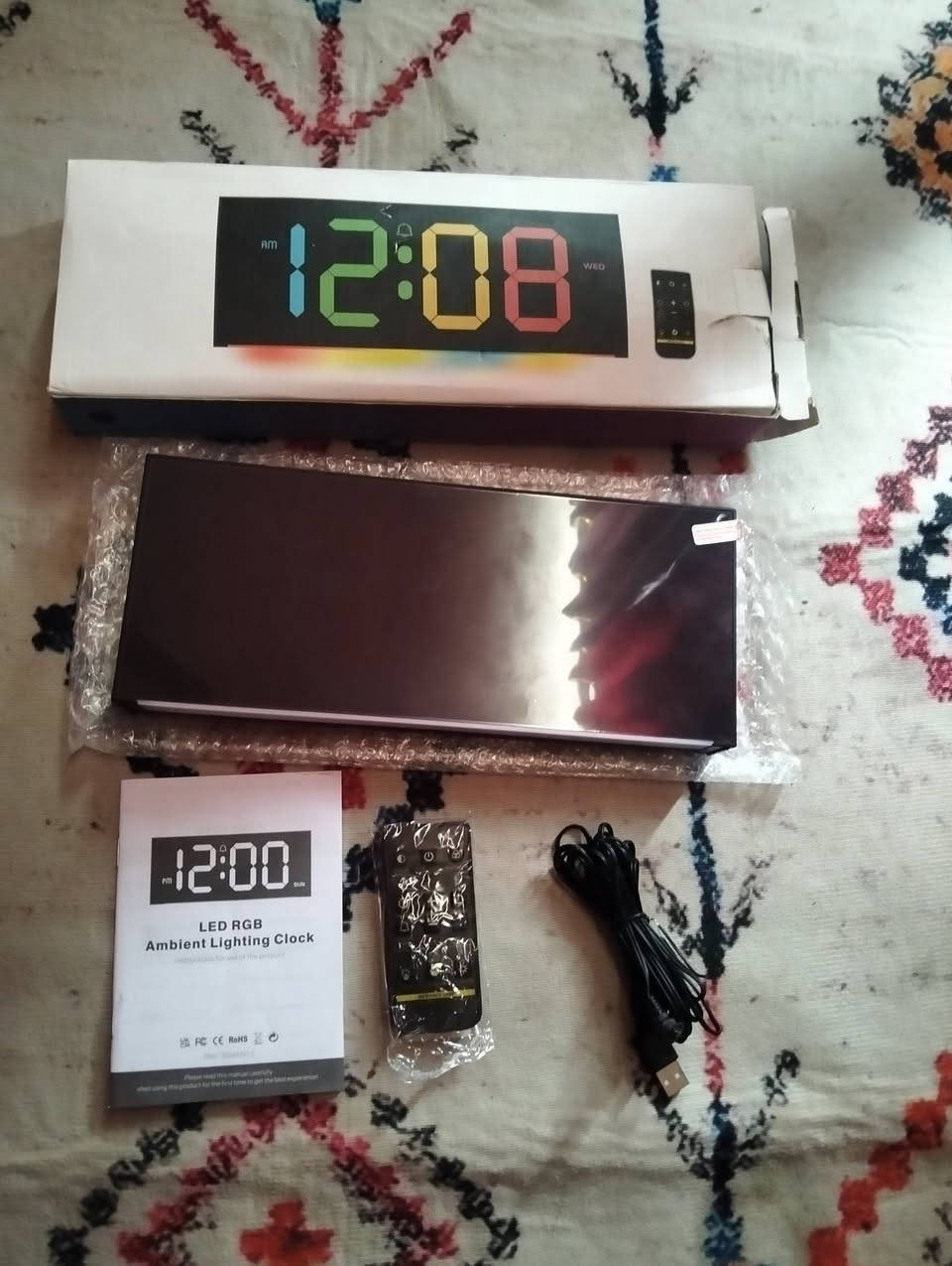 ساعة تخبل. نشره متغيره الالوان. تحكم ريمونت 
السعر 20


**إذا كنت صاحب هذا الإعلان وتريد حذفه لأي سبب، رجاءا أرسل رسالة إلى الدعم الفني**