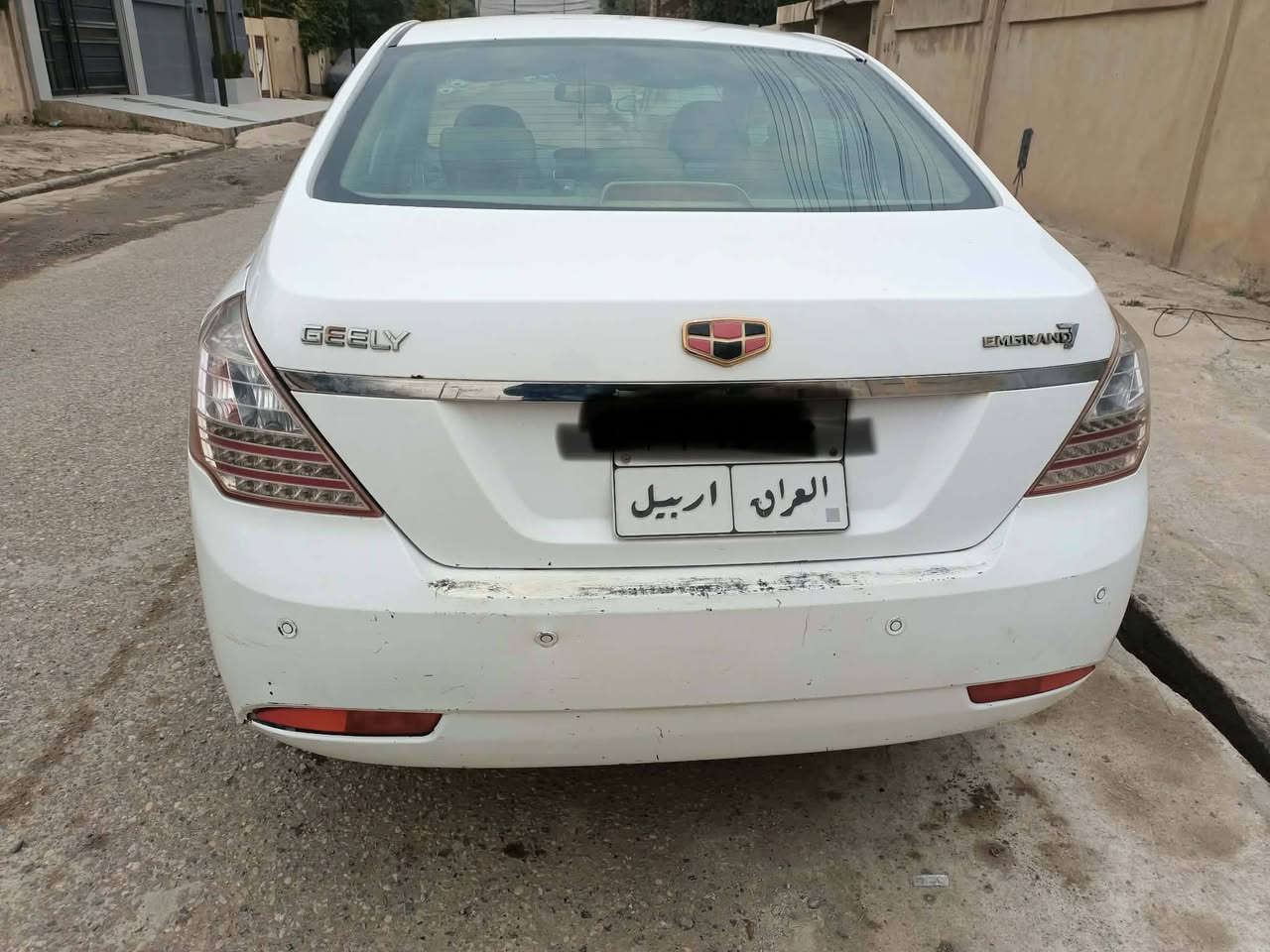 موديل ٢٠١٣
ضرر بسيط بالجاملغ الامامية
السعر ٦٥ ورقة وبيها مجال
للاستفسار التواصل على الرقم
‏‪***********‬‏
