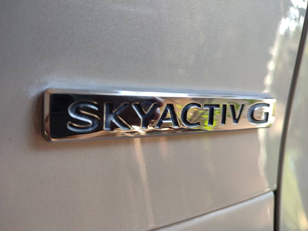 مازدا ياباني اصلي 23 فئة سكاي اكتف Gبريميوم باعلى المواصفات لون مميز رقم شمالي باسمي تحويل وكاله.حادث سطحي تبديل بنيد باصلي وتعديل بسيط غير مرئي بالجاملغ الأيمن بدون دواخل ولا حداديه *********** السماوا, المثنى
