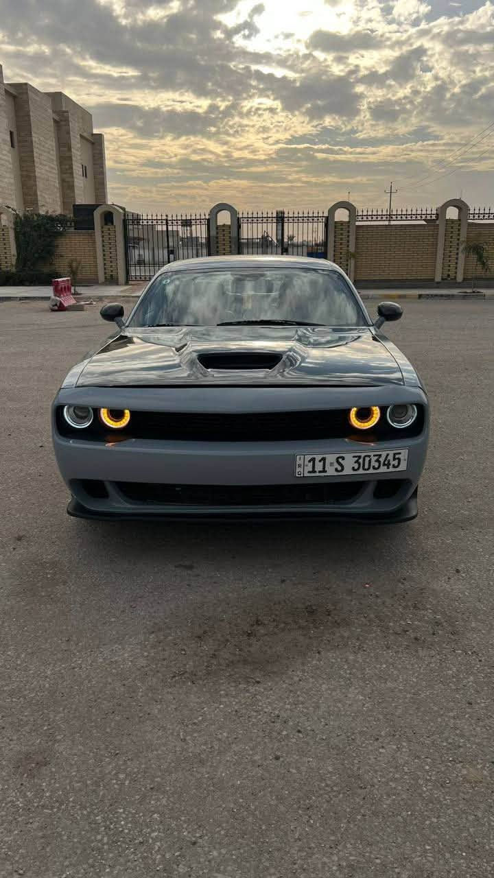 جالنجر 21 سموكيه 
sxt 3600 
بيها تزويد من امريكا 
ماشيه 57 الف 
سنوية باسمي مشروع وطني هزه كاملة 
ويل 18 نصبتها كلش حلوة فارشة بالشارع
محدثة كت كامل SRT 
برمجة كاملة SRT 
برمجة طلقات 
تغليف داخلي كاربون فايبر 
السياره كلين امريكا حادثها بالعراق موضح بالسونار
السعر 160 
للتواصل ***********
