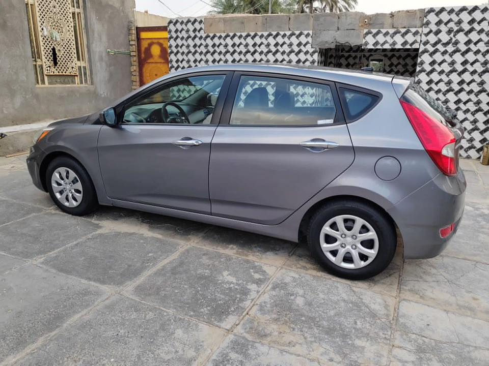 اكسنت 2015 وراد امريكي السياره نضيفه حيل ضربتها جاملغ جهةالصدر ولباقي مكفول كفاله عامه 
سعره 100

‭0780 277 6892‬
