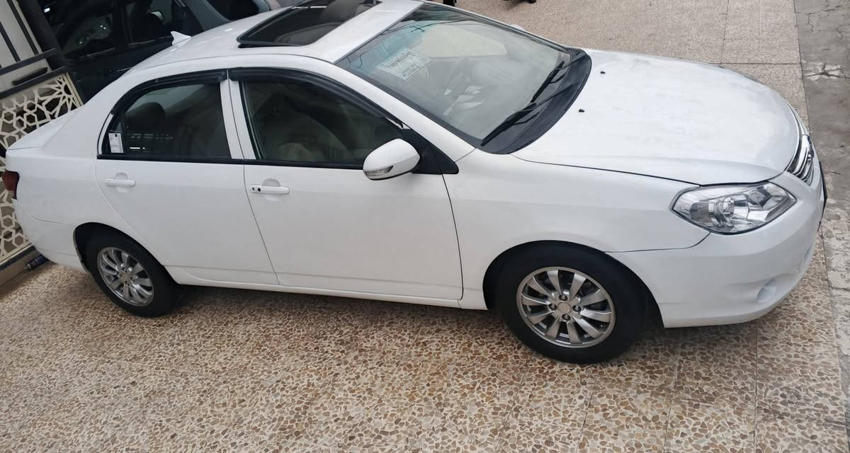 بي واي G3 2013
فووول توماتيك 
محرك كير شرط 
بدون صبغ 
كشات جلد 
فتحه سقف  
كابون بانزين بيها 
مطلوبه 3اشهر فقط وعيسددد 
رقم نينوى 
للاستفسار 
‏‪***********‬‏
