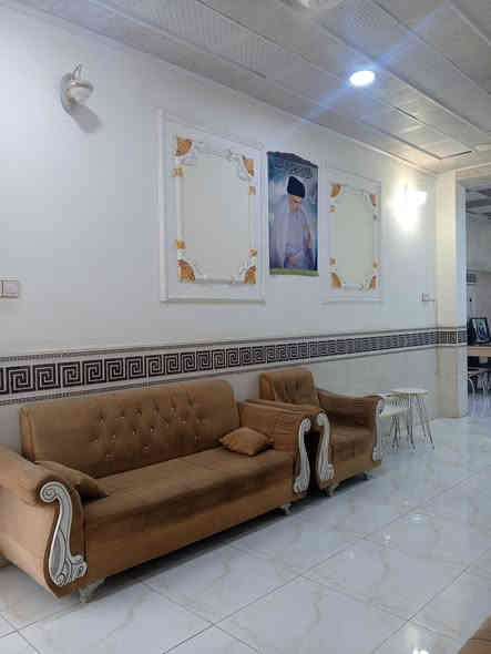 بيت للبيع المساحة 150 الواجهة 6 والنزال 25 يحتوي البيت على غرفة وصالة واستقبال ومطبخ ومنور عدد 2 وصحيات داخلية خارجية اساس وسقف كونكريت بناء درجة اولى جديد تحت اشراف هندسي البيت عقد زراعي قرار محكمة الموقع كوفة سهلة على شارعين شارع الزوار وشارع معمل الدبس يبعد عن مسجد السهلة 400 متر مقابيل الحسينية الايرانية السعر 80 مليون للأستفسار واتساب ***********
يوجد مقطع فيديو 

مكتب الموسوي للوسائط العقارية مستعدون لأستقبال عروضكم التجارية والزراعية والسكنية بيع وشراء رهان ايجار
