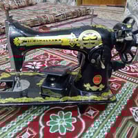 مكينة خياطة • ام الفراشة • نظيفة