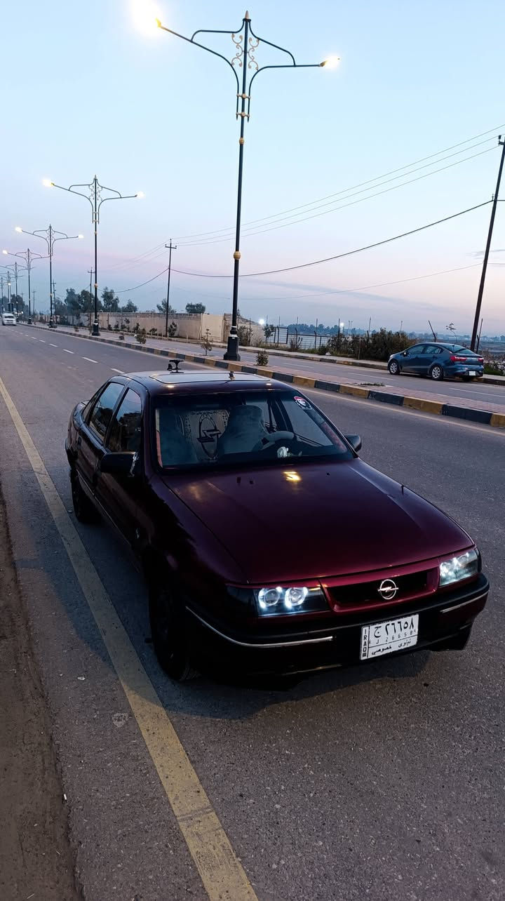 فكترا 20 موديل 91 محدث سبورت
لايت عدس بك لايت كرستال سبورت بجم سبورت
محرك وكير شرط صبغ عام جماليه سياره مرتبه ماتصرف
عليها دينار رقم نينوئ الاماني شرط التحويل السعر 47 وبي مجال حك الجيه مكان موصل الايسر ***********
