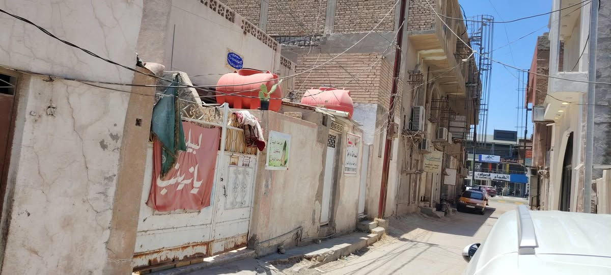 فبيت للبيع طابو صرف 208 متر في منطقة مصطفى راغب طابقين نظيف جداً جاهز للسكن استلام مباشر ✅
༺༻༺༻

السعر.... الاتصال على الرقم ***********

#طابو_صرف بيت حر مامطلوب تحويل مباشر ☑️ 

#الموقع شارع 40 قرب فلكة زلاطيمو
الفرع مقابيل حلويات السمؤول
 في جوار عمارة حسين الفلوجي  ✅  

༺༻༺༻༺༻
البيت مكون من 3 مشتملات 
༺༻༺༻༺༻༺༻
#البيت نظيف جداً جاهز للسكن بدون نقص ✅

༺༻༺༻༺

*********** واتساب
***********واتساب
