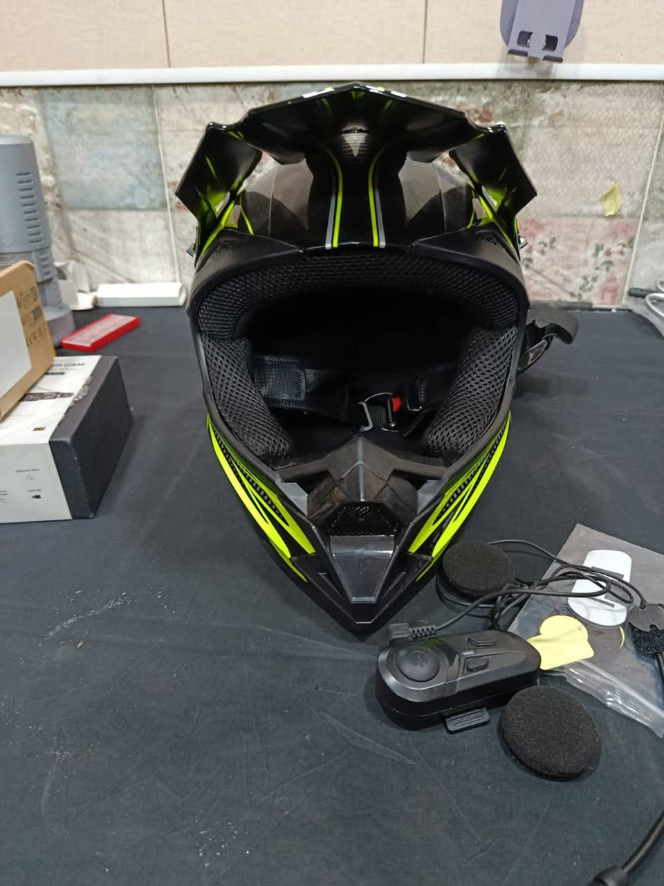 السلام عليكم خوذة قياس m مع سماعات خوذة السعر ٣٥ يتوفر توصيل ٥


**إذا كنت صاحب هذا الإعلان وتريد حذفه لأي سبب، رجاءا أرسل رسالة إلى الدعم الفني**