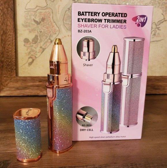 جهاز فلوليس المطور الاصلي 💯مكون من رئسين 💯 لإزالة شعر الوجه ♥️ لازالة شعر الحواجب ♥️ 
#بدون_الم #FLAWLESS

الجهاز رقم 1 عالميا متوفر لدينا الاصلي 💯 💯 
تريد وسيلة سهلة وغير مؤلم للتخلص من شعر حواجب والشوارب والوبر غير المرغوب فيه
الآن، لديك البديل الذي لا يهيج بشرتك.👍♥️
جهاز فلوليس لإزالة شعر غير المرغوب فيها الجهاز رقم 1 في العالم. يزيل شعر الحواجب بشكل أنيق وحصري. 🔥🔥
الان أزالة شعر الوجه وتحديد حواجب فقط بلمسة واحدة 

‌💖⁩ مميزات جهاز ‌💖

✅ جهاز يعمل على ازالة الشعر من جذور دون احداث جروح واحمرار للبشره ويحافظ على البشره ناعمه ودون تحسس. 
✅ مطلي بالذهب عيار ١٨ رقيق لجميع انواع البشره مضاد للحساسية 
✅ يعمل بالشحن USB للاستخدام الطويل 
✅ يسهل حمله في الحقيبة 
✅ يعمل على ازالة الشعر الوجه بلمسه واحده على فور ودون الالام 
✅ ياتي على شكل قلم روج انيق ليواكب حاجات السيدات وحاجتهم لتوفير الوقت
✅ يؤخر نمو الشعر مجددا

✅ متوفر نوعان نوع لازالة شعر 
الحواجب 
✅ ونوع لازالة شعر للوجه والجسم 
الاصلي ماركة فلوليس

للحجز والاستفسار تواصل خاص 
توصيل 3الاف فقط لجميع المحافظات


**إذا كنت صاحب هذا الإعلان وتريد حذفه لأي سبب، رجاءا أرسل رسالة إلى الدعم الفني**