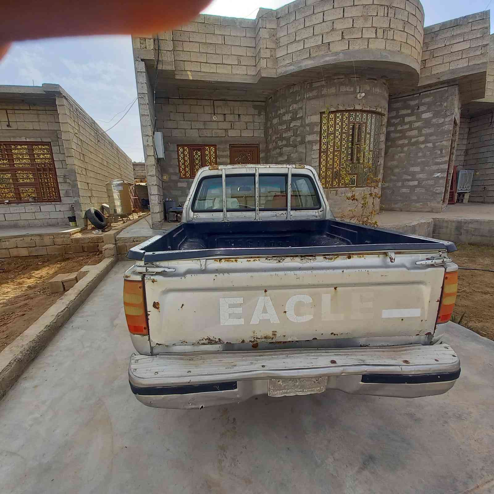 السلام عليكم ورحمة الله وبركاته سيارة للبيع بيكم دبل صيني ادمرال ٢٠٠٦ سيارة حلوه ونظيفة السعر ٢٥ وبيه مجال السيارة منفيس يعني بدون رقم اتكفل بلكشي ال الاستفسار اتصل على الرقم ***********
