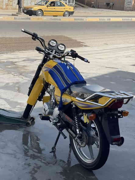 سلام عليكم شباب دايون عضم مديل 23وراق اصلي وكيله سالم شهاب ابو عبير مكفوله كفاله عامه كل نقص مابيه  كله شغاله صلنصه ستيل  صوته طرب الدراجه جديده كلش مامشيه هواي الدراجه مكاني حله طهمازيه رقمي ***********الشراي يتصل السعر خاص وتدلل
