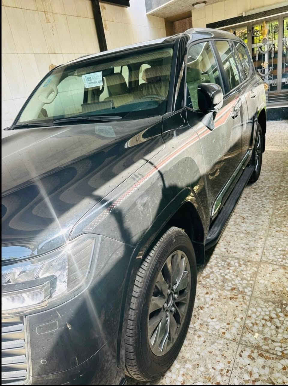 السلام عليكم
البيع لاندكروز بريم اصلي زيرو 
سياره اصل بريم بدون برده جديده لوك السياره  
ومغلفه PPF اصلي ضمان 10 سنوات 
مواصفات جي اكس ار لمتدد GXRLlMlTED 
خمس كامرات محيطيه شاحن لاسلكي تبريد مقاعد تطبيق شاشات 3 جديده مغلفه داخل وخارج وغرضه كله وياه 
بسمي شخصياً رقمه بغداد ومكاني بغداد

***********
