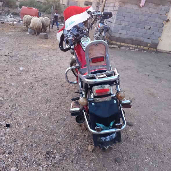 سلام عليكم دراجه لبيع جونده موديل 2021سعر مليون وميه مكاني سماوه *********** اوراق اصولي
