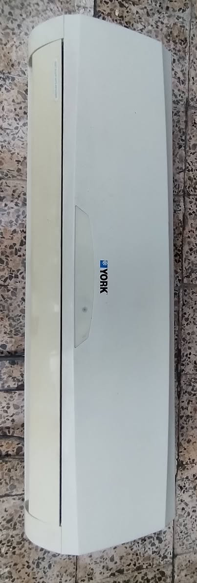 سبلت طن ونص للبيع كامل غراضه سعره 200قفل ***********
