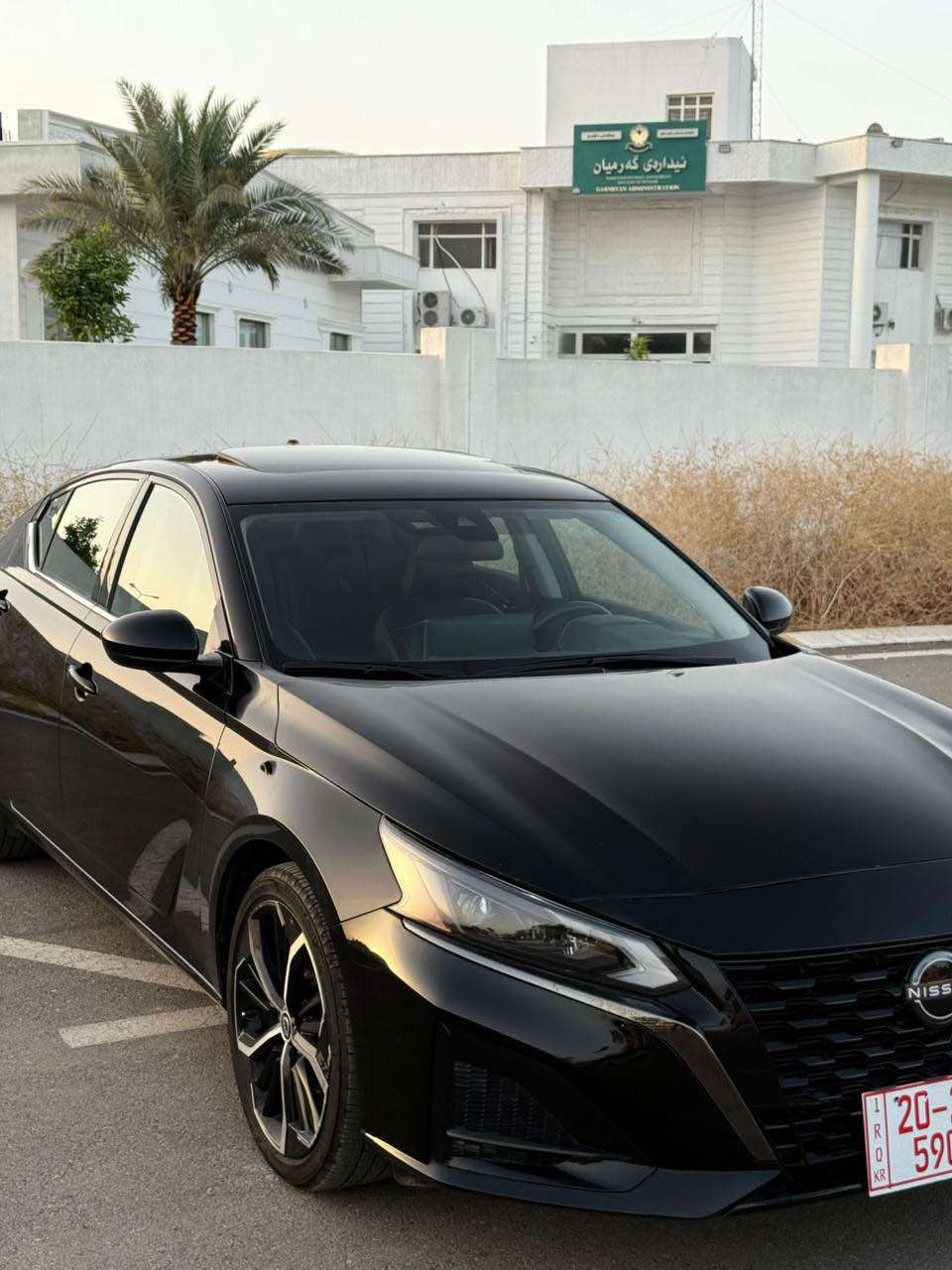 فول مواصفات 
شاشة كبير 
فتحة سقف 
شفتات ستيرن
كشنات تدفئة 
تحديد مسار 
تحديد سرعة 
مواصفات هواي بعد 
جامرلغ امامي سايق تبديل 
جامرلغ خلفي سايق صبغ
قبع صندوق مبدل بلاد  
مرقم سليمانية و جاهز 
بدون ايرباك بدون دواخل
*********** 
سعرها 190 و بيها مجال بسيط للشراي السليمانية, العراق
