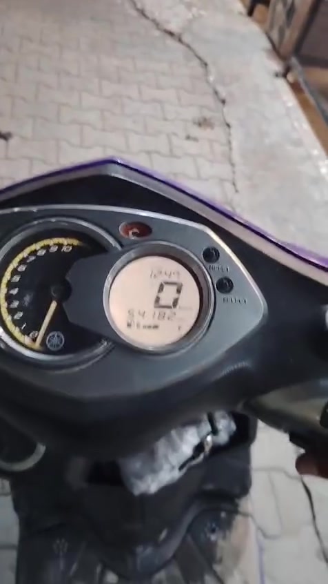 سكنس فحل كابريتر مزودة
لايت عالي ناصي زنون 
نكرة سلف هندر دهنها امزاويل نشاط فول شلعة ومعدل تزويد من الرمبة 
1.دبلات خلفية 
2. وجه فلاوين 
3. يدات بريك
4.  قبضات سكليتر 
5. صالنصة بلادية مختمة 
6. كلج خلف وامامي ssj
7. سلف رياضي
مكانها بغداد زعفرانية 📞 ***********
