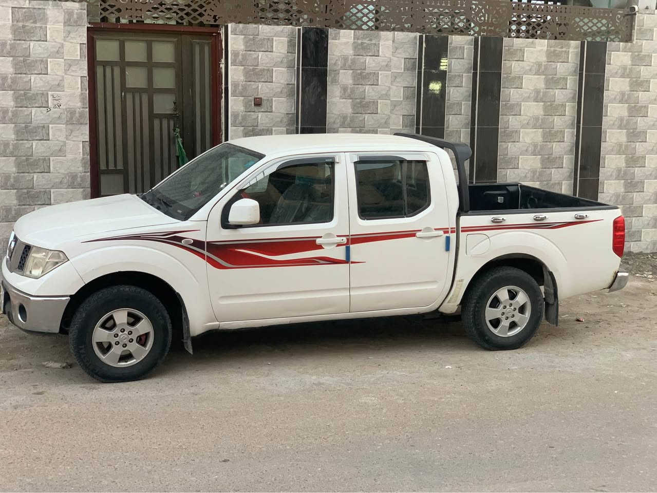 للبيع: نيسان نيڤارا 2014
 •  نوع الگير: أوتوماتيك
 •  نوع المحرك:بنزين
•رقم ميسان مكان السيارة البصرة 
•المحرك مفتوح والشغل مضبوط 100%
لا تنقيص لا تبخير 
السعر:125 قابل للتفاوض 
التواصل على الرقم *********** الزبير, البصرة
