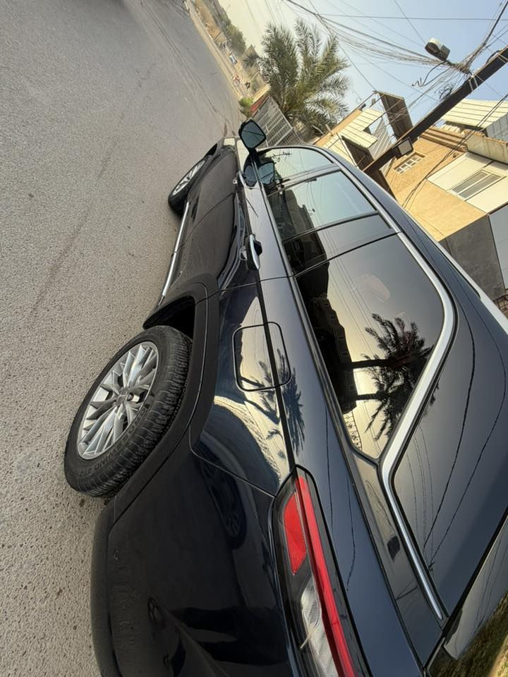 Jeep Summit 4Xe Plug-in Hybrid
جيب سومت ٢٠٢٣ رقم بغداد  مغلفه ppf 
أعلى فئة بالجيب  فول مواصفات فورويل بارنوما 
هايبرد + بلك أن ( أعلى فئة بالجيب )
تمشي على الكهرباء ٤٠ كيلو بدون متشغل المحرك : العداد: 46 الف
المحرك: 2000 تيربو 380 حصان يعادل مكينة5.7
 وارد امريكي بيها قطعتين صبغ باب وجاملغ بدون ايرباك وصور الحادث موجوده بالمنشور
المواصفات:

5 بصمات

نظام تعليق هوائي ( جكات 

رادار ( امامي - جانبي - خلفي )

قيادة ذاتية

مستشعر نوم السائق

أربع كامرات محيطية 360

خمسة بصمات دخول ذكي بدون مفتاح

بانوراما

كشنات دبل كهرباء + مساج + تدفئة + تبريد

أنارة محيطية

نظام الصوت ماكنتوش ( 19 سماعة )

شاشة وسطية + شاشة امام الراكب

فتح الصندوق الخلفي مع حركة القدم

حساسات أمامية + خلفية

مكان السياره بغداد
 

للاستفسار: ***********
