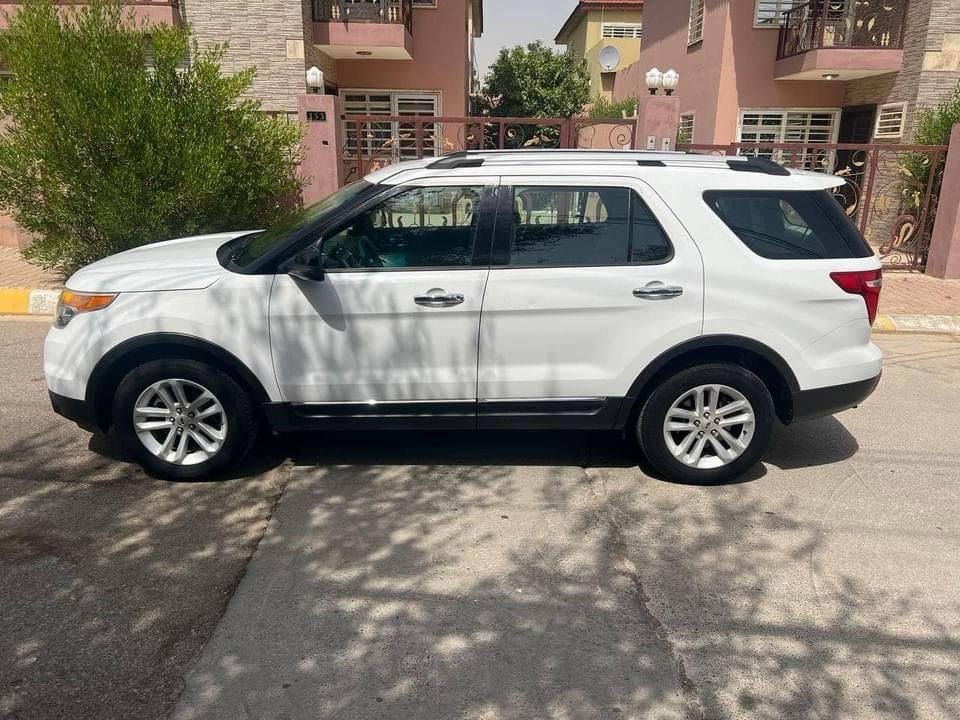 سلام عليكم سياره اكس بلور١٣مكفوله كفاله عامه ماشيه ١٣٠السعر١٤٨وبيها مجال ***********
