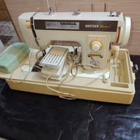 ٢٠٠ عنوان • دورة • إلكترونيات