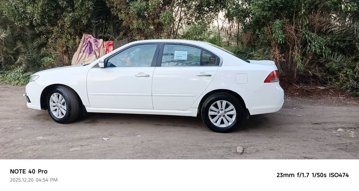 السلام عليكم للبيع كيه اوبتمه  2010
خليجي
 فول ✅
فتحه ✅
تحكم ستيرن ✅
 اشاير بل مري ✅
مكينه 2000 بيهه بخار
 كير حدداديه شرط
مصبوغه عام ✅
جاهزه رقم بغداد دولي بسمي    تخم تاير جديد السياره متعوب عليهه
السعر 90 وبيهه مجال بسيط حك الجيه ✅ 
مكاني ننجف ابو صخير
رقمي للتواصل والاستفسار عن السياره ***********
 ملاحضه مكلف بل نشر

