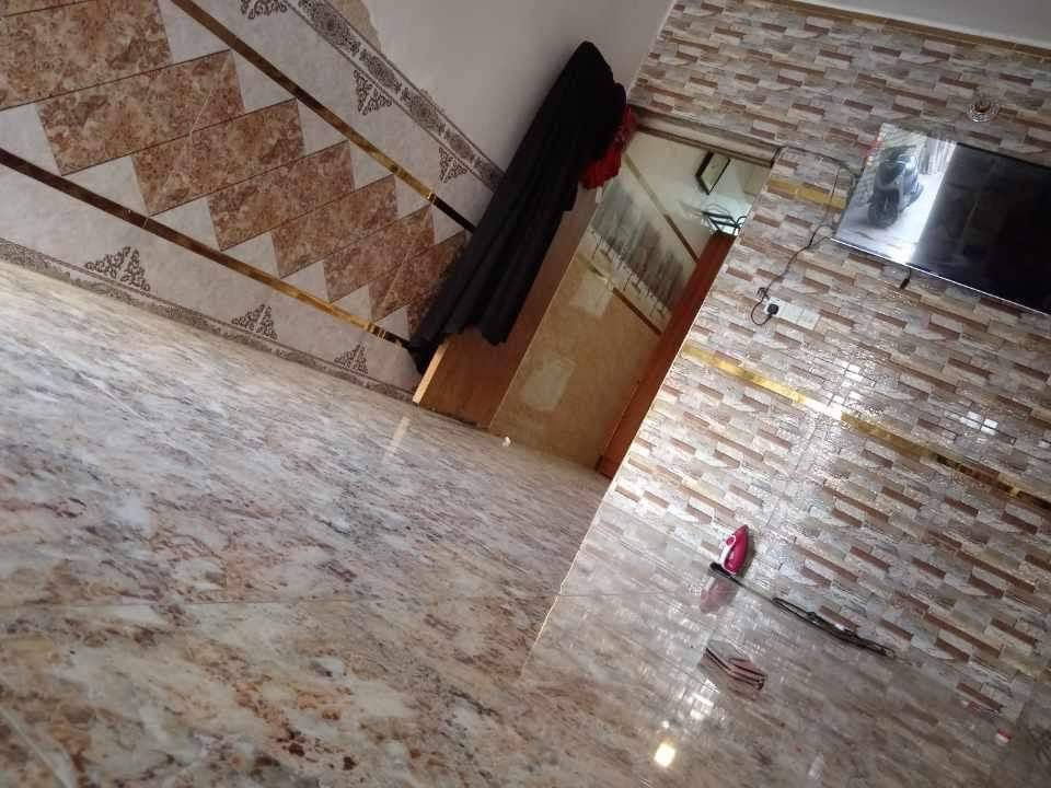 مشتمل للبيع طابقين ترميم حديث المساحة 65متر الواجهة 3وربع والنزال 20 بالشعب بنفس الشارع المقابيل حي اور ثالث فرع عن لحوم ابو سجاد السعر ب140وبي مجال للتواصل ***********
