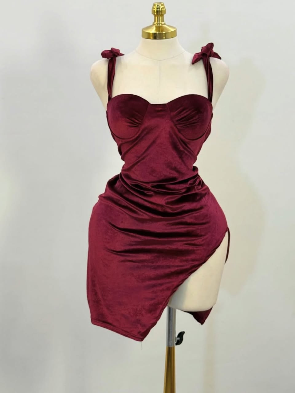 تخفيضات آخر قطع السعر 10الاف للحجز السريع واتساب ***********
