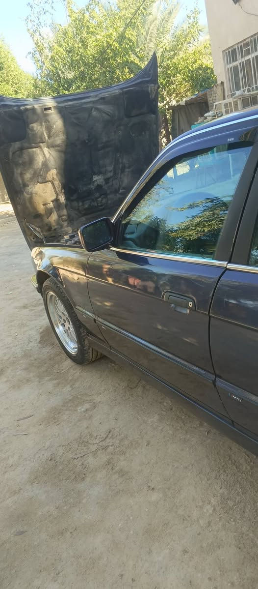 BMW 1991

رقم بغداد دولي مكاني كربلاء سنويه 2029

حجم 525

حادث چوملغ خلفي مصبوغه عام للجماليه

كهربائيات كله شغاله بلادي 

محرك بلادي وضع شركه ما عوزه ولا برغي ترايك للشمال 
كير اتوماتيك وضع شركه 

تخم تاير جديد 

سعر 65 

استفسار ***********
