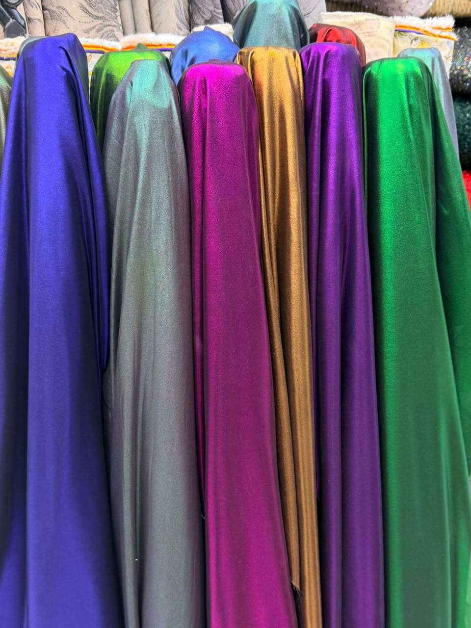 صباححح التخفيضاتتتت 🤩🤩

قماش  شيفون مايباخ. الأصلي 

خمايه كولش راقيه 

سعر قطعه ب5


**إذا كنت صاحب هذا الإعلان وتريد حذفه لأي سبب، رجاءا أرسل رسالة إلى الدعم الفني**