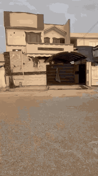 السلام عليكم بيت للبيع مساحة 150م مكانه كركوك الفيلق قرب جامع السلام للاستسفار ***********سعر 65بي مجال
