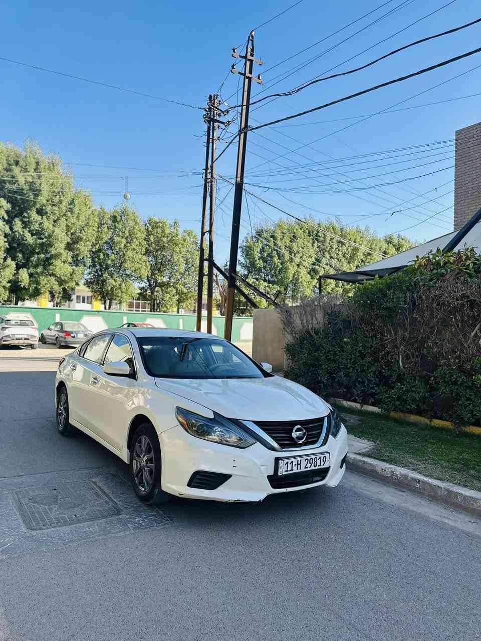 نيسان التما 2017 خليجي للبيع
مكفوله من الصبغ والتبديل 

رقم بغداد بسمي تحويل مباشر هزه سنويه جديده

تخم تاير  صدر جديد سياره جاهزه

مكان السياره بغداد حي الجامعه 
السعر 133 بيه مجال بسيط 

رقم ***********
