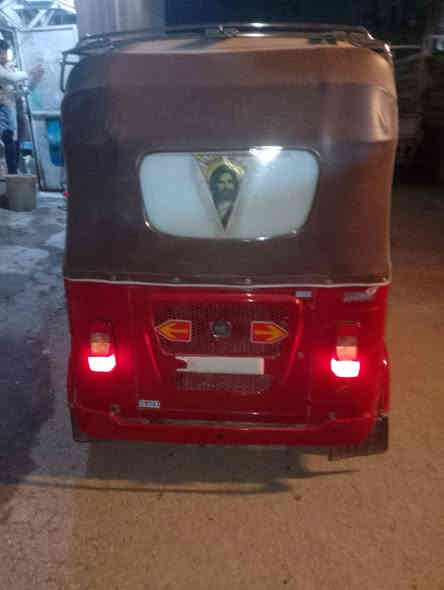 تكتك موديل 22 تكتك خير من الله لاطخه لاصبغ لا خياس اوراق غبور القلم سعر 5 ونص
***********
